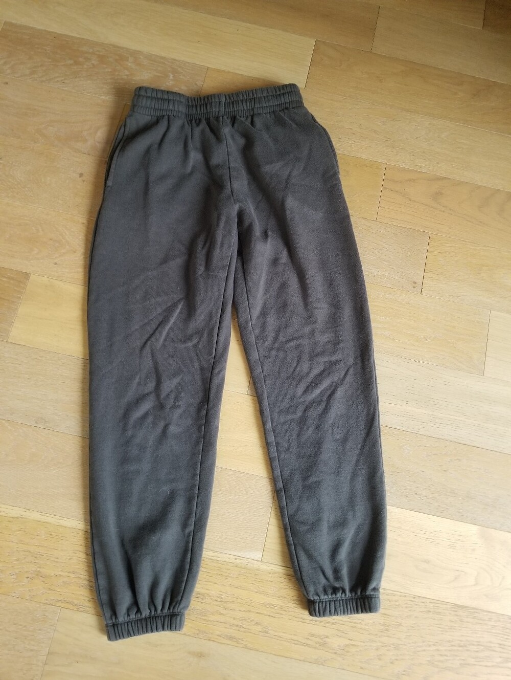 GARAGE | Grey Track / Jogging Pants